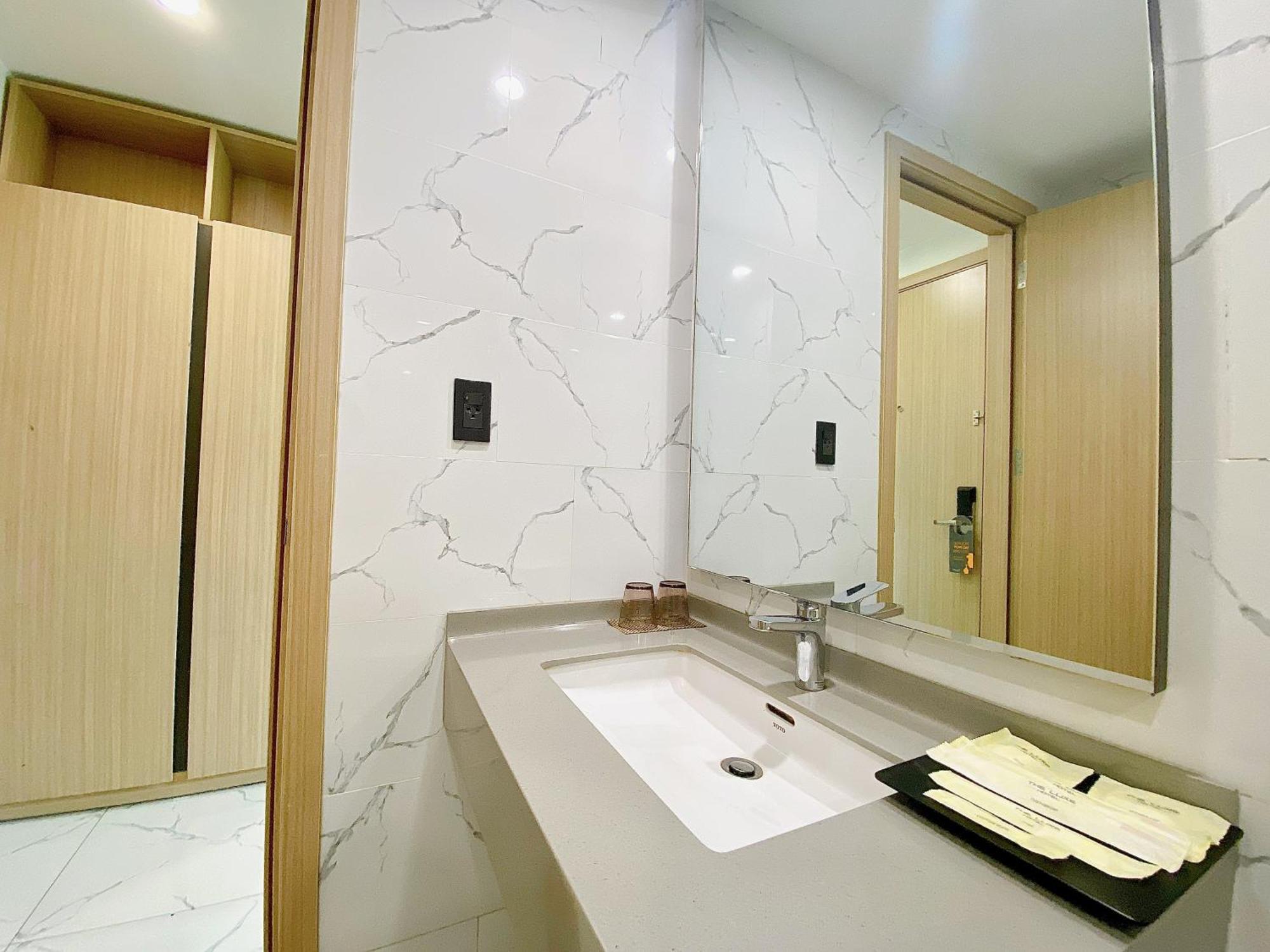 The Luxe Hotel Chau Doc Esterno foto