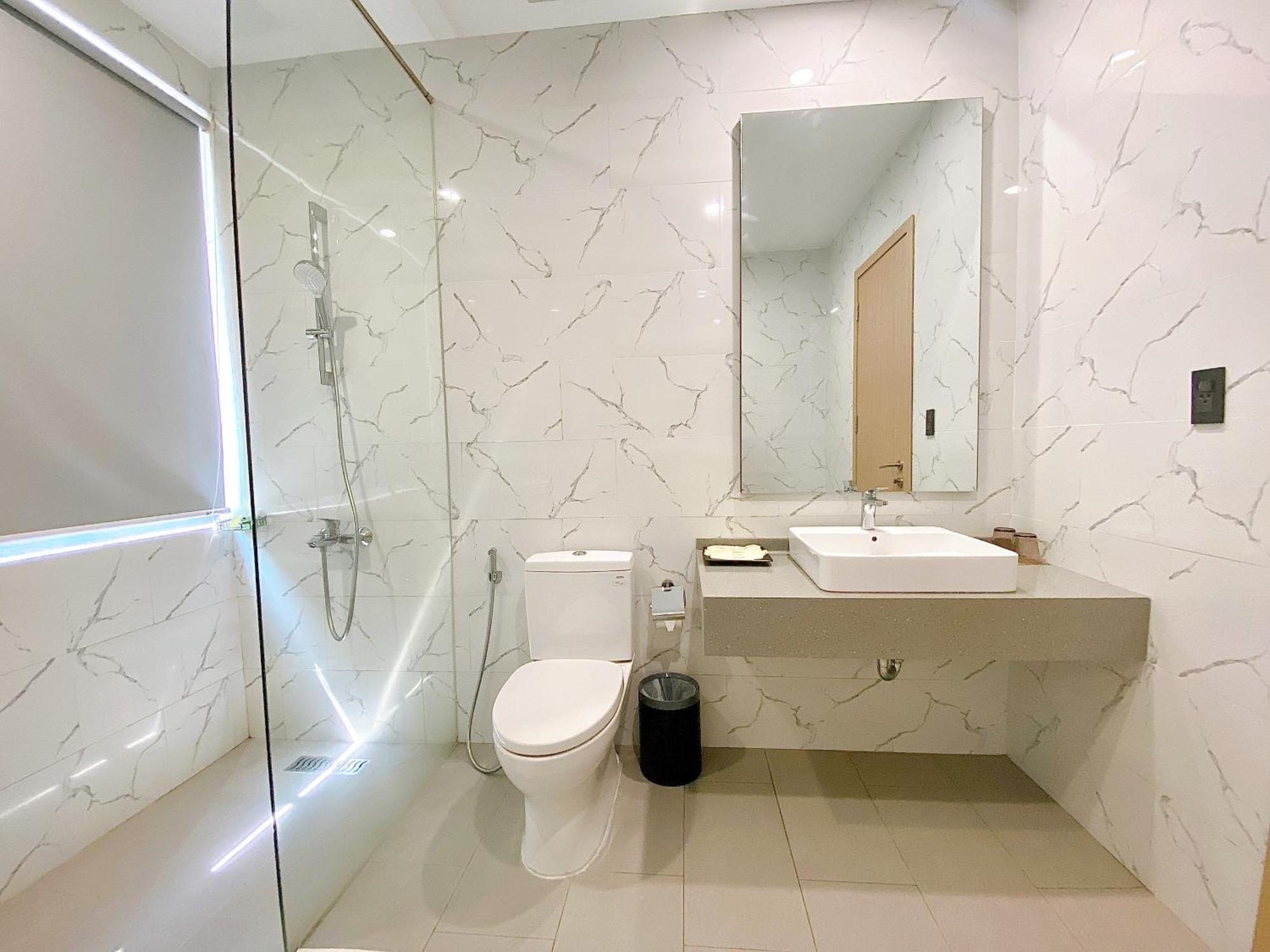The Luxe Hotel Chau Doc Esterno foto