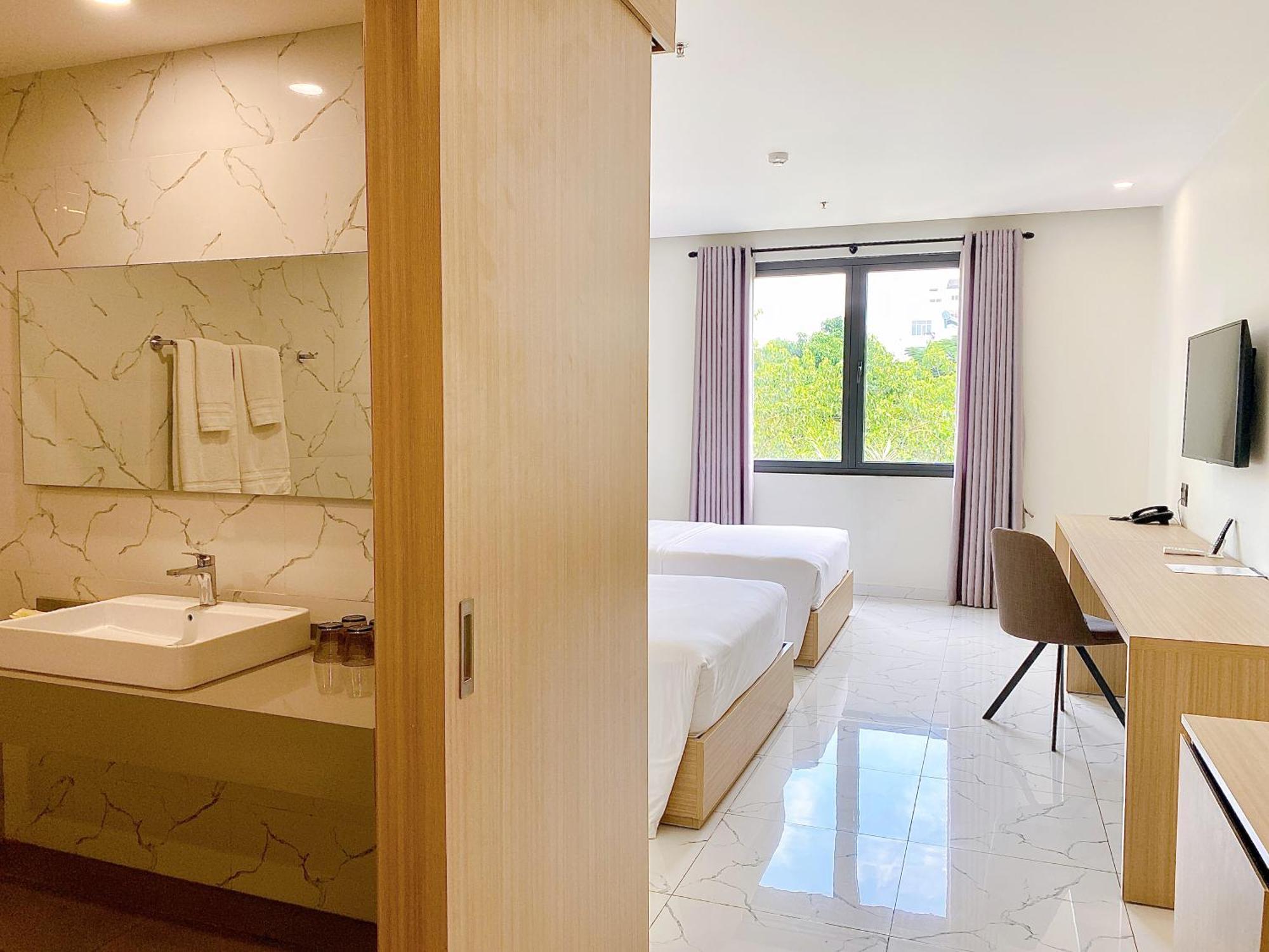 The Luxe Hotel Chau Doc Esterno foto